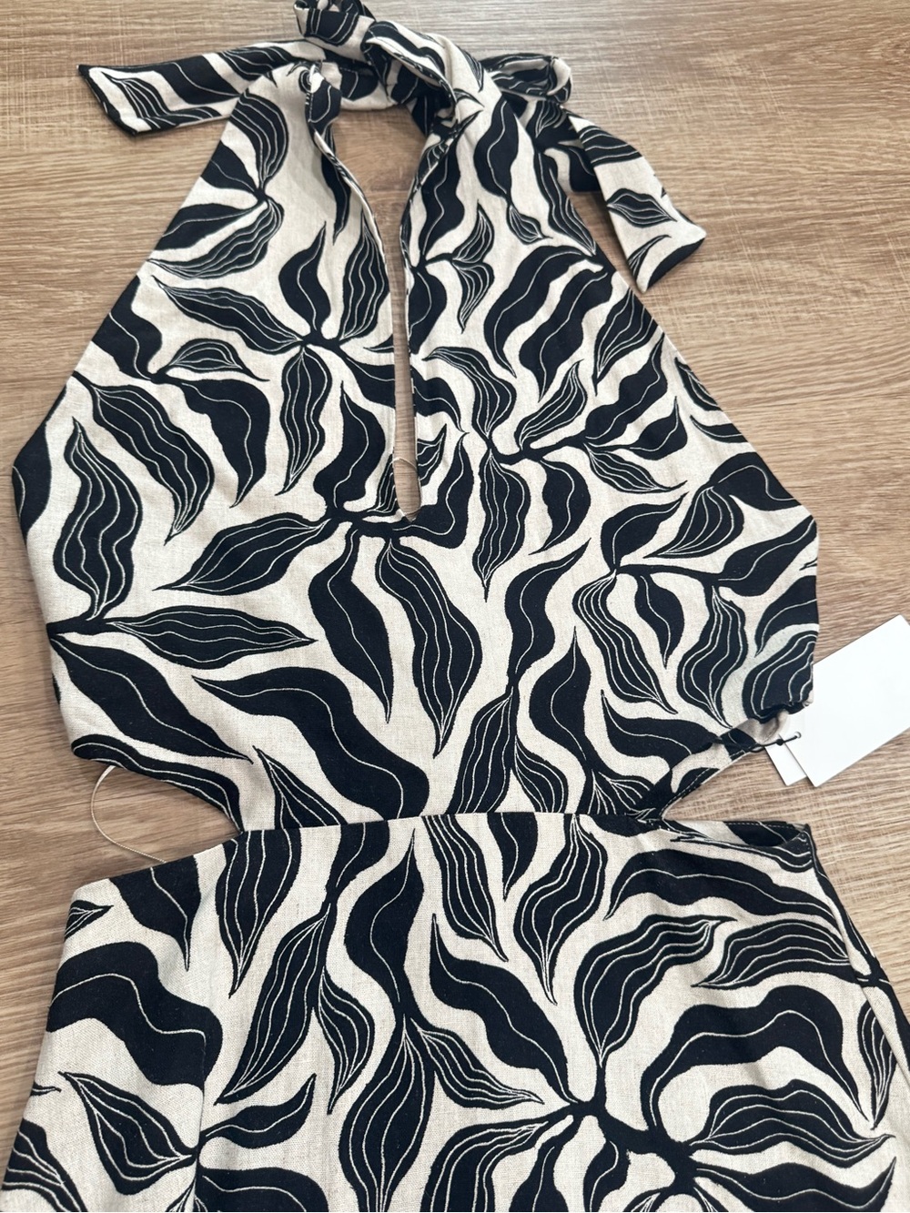 NWT Zara Medium Black Beige Abstract Linen Blend Halter Cutout Maxi Dress - Picture 3 of 8